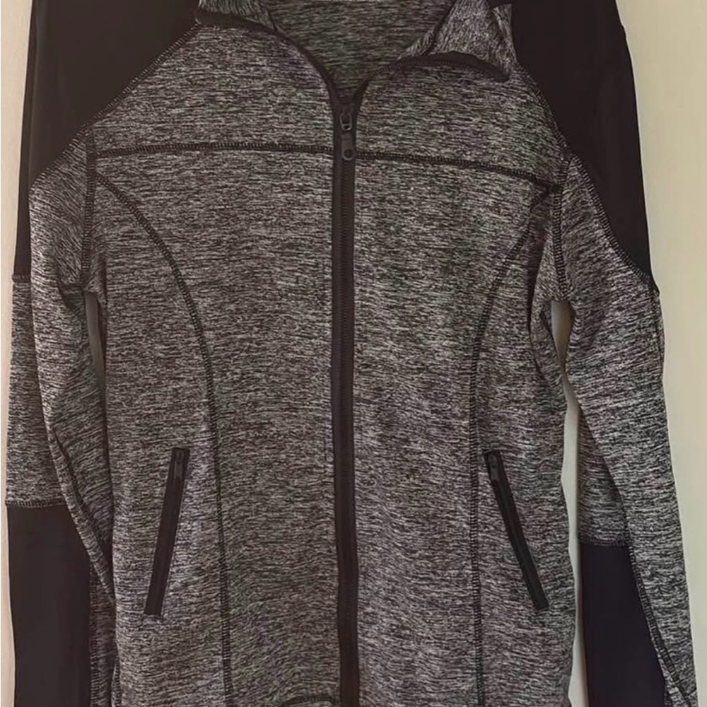 Yelete Heather Gray and Black Zip-Up Athletic Jacket Size M